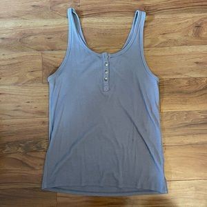 Button Rib Tank